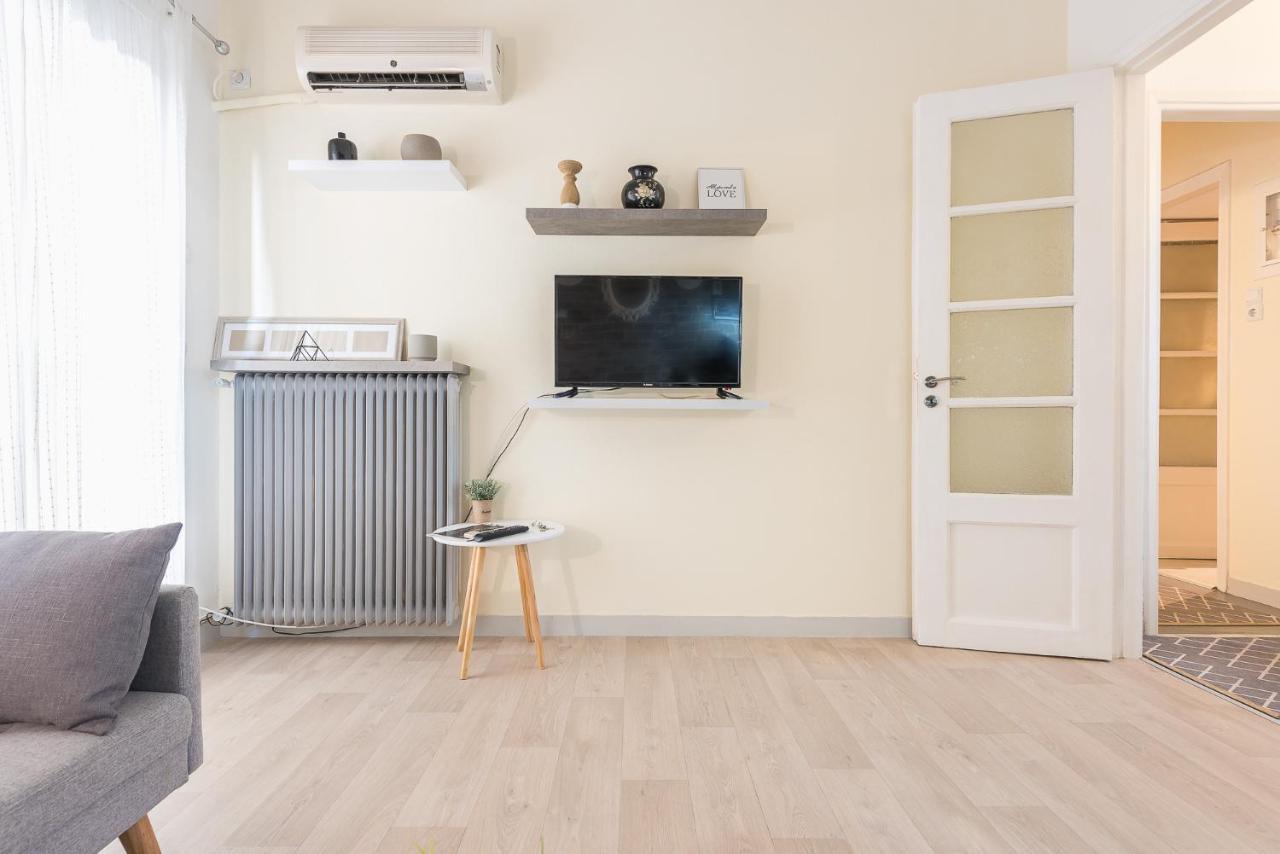 Lovely 1 Bedroom Apartment In Athènes Extérieur photo